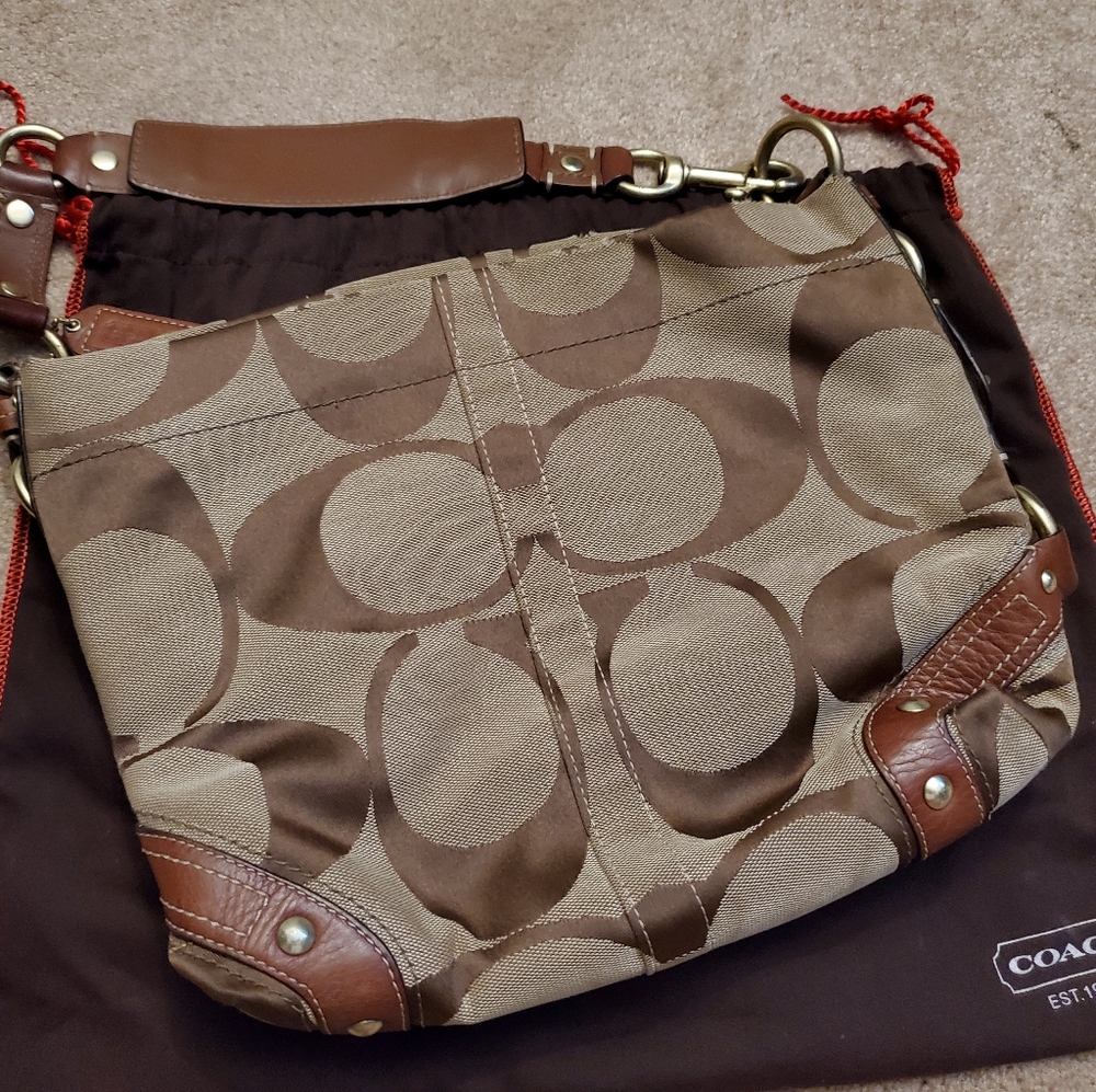 Coach shoulder bag